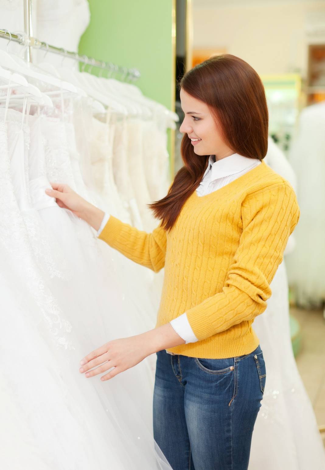 7-tips-for-buying-a-wedding-dress-online-voltaire-weddings